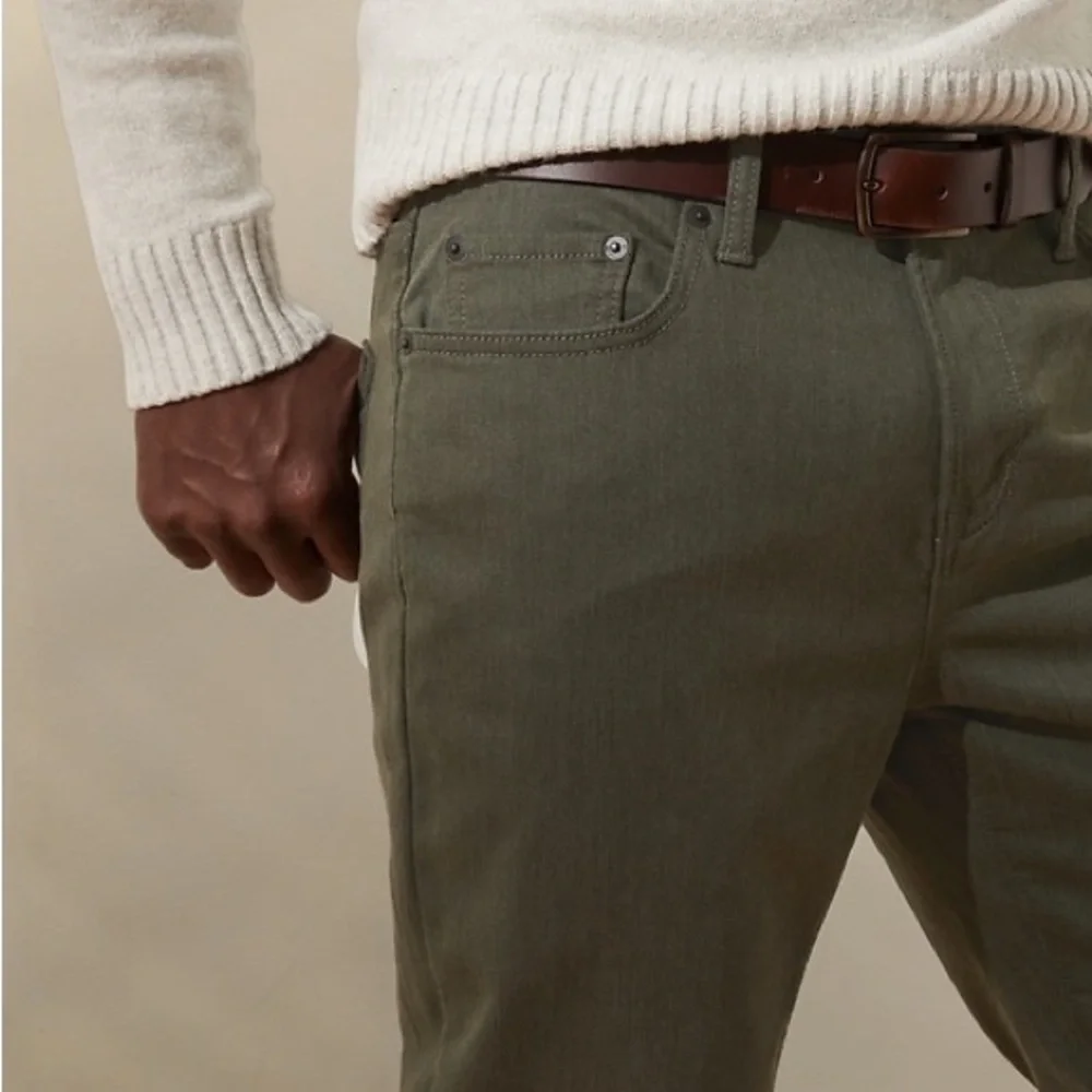 Banana Republic ATHLETIC TRAVEL PANT size 32x34‎ New With Tags